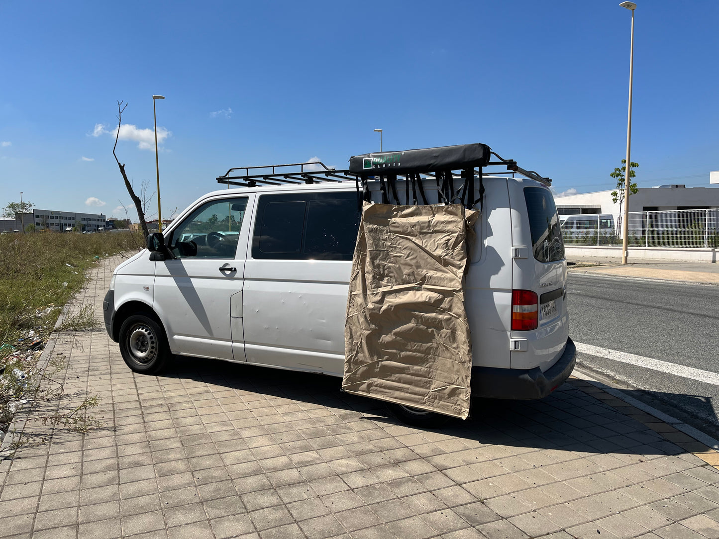 Fold-out vehicle privacy changing room shower tent